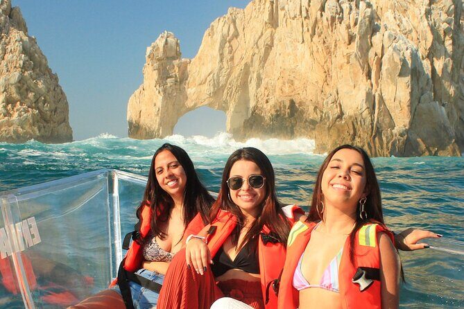 1 hour Private Navigation in Transparent Boat Arco de Los Cabos - 1 hour, private boat, and real value for up to 12 people