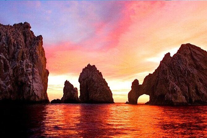 2 Hour Sunset Tour on Catamaran in Cabo San Lucas - Why Cabo’s Sunset Hits Different From the Water