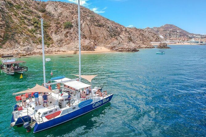 3 hour Snorkeling and Catamaran in Cabo San Lucas - Stop 2: Chileno Bay water time for snorkeling (plus kayak and paddleboard)
