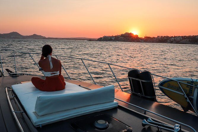 3Hr Private Yacht Cruise in Cabo As if you were aboard your own Private Yacht.Al - Santa Maria Beach, Chileno Bay, or El Médano: your swim and paddleboard block