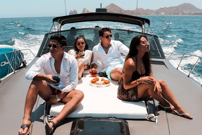 3Hr Private Yacht Cruise in Cabo As if you were aboard your own Private Yacht.Al - What whale watching looks like on this cruise (Dec–Mar)