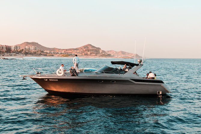 4-hour Private Yacht Cruise in Cabo - Whale watching in season: possible December to March bonus