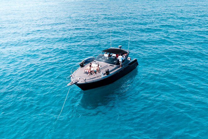 4-hour Private Yacht Cruise in Cabo - When to choose sunset: timing can make or break it