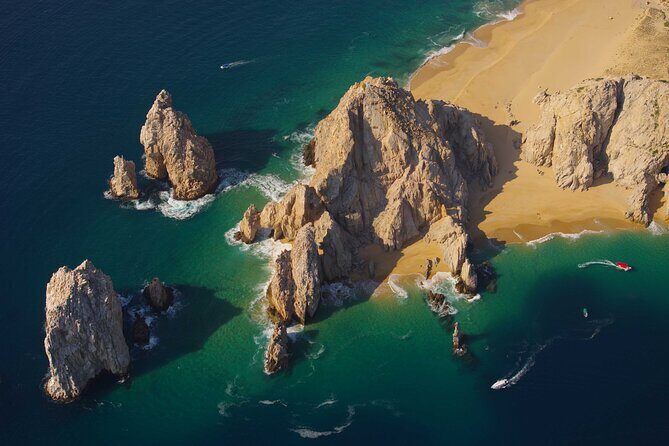 4-Hour Snorkeling Tour in Cabo San Lucas and Corridor - Chileno Bay: another marine-rich bay with a comfort-first vibe