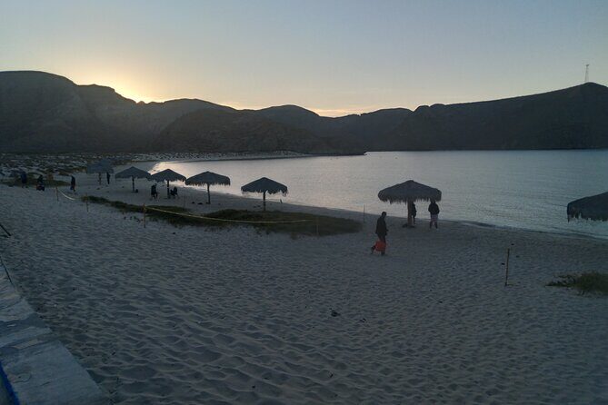 A complete day in a Private Tour to Balandra Beach. - How Balandra’s entry limits shape your whole day