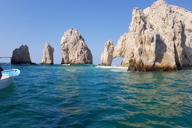 Arch Tour with Amazing Captain in Cabo San Lucas - Price and Value: Why $30 Makes Sense Here