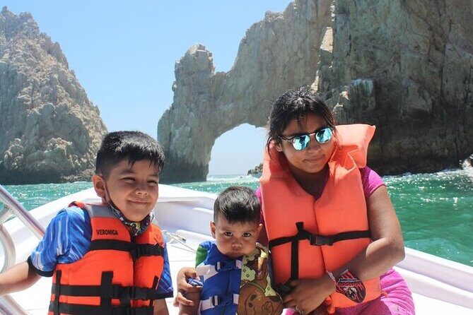 Cabo Boat Ride to El Arco & Lover’s Beach with Swimming - Boat rules, glass-bottom expectations, and safety basics