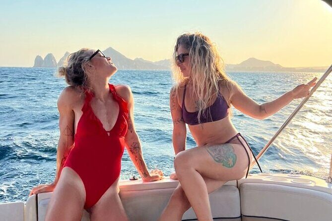 Cabo Private Yacht Tour: The Arch, Sea Lions & Scenic Beaches - Stop 2: El Arco de Cabo San Lucas—Cabo’s “must-see” from the water
