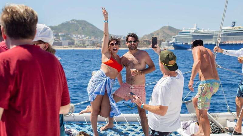 Cabo San Lucas: 4-Hour Snorkeling Cruise with Open Bar - Cruising past Lover’s Beach, The Arch, and the Sea Lion Colony