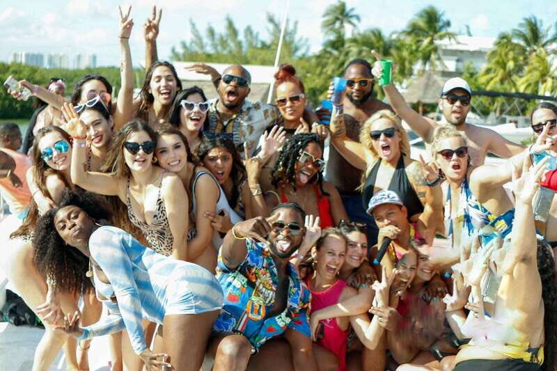 Cabo San Lucas: Adults-Only Boat Party with Drinks & Live DJ - Music and Drinks: The Part That Actually Drives the Value