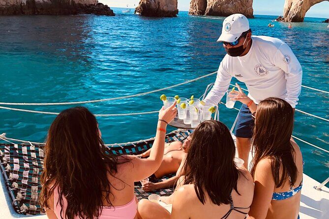 Cabo San Lucas and Santa Maria Bay Snorkeling Sightseeing Cruise - Open bar + lunch: when the value isn’t subtle