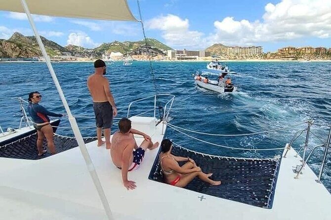 Cabo San Lucas and Santa Maria Bay Snorkeling Sightseeing Cruise - Paddleboards and the water mat: fun extras with a conditions asterisk