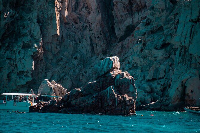 Cabo San Lucas Arch Private Boat Tour - Departure at Marina Cabo San Lucas: The Route That Sets the Tone