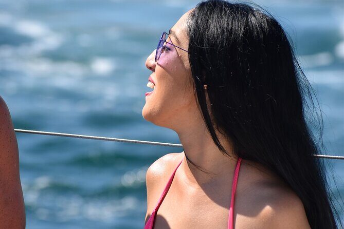 Cabo San Lucas Boat Tour with Snorkeling, Open Bar, and Lunch - Should you book this one?