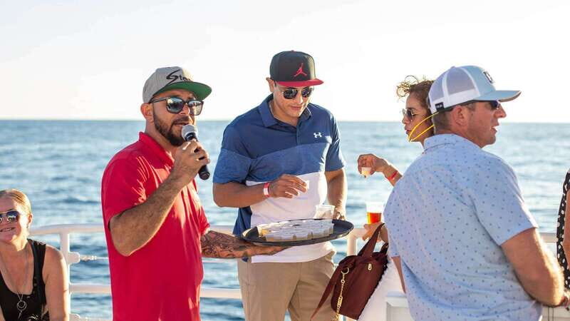 Cabo San Lucas: Cabo Mar Mexican Flavors Sunset Cruise - Unlimited premium bar: fun for adults, and a reason to budget value