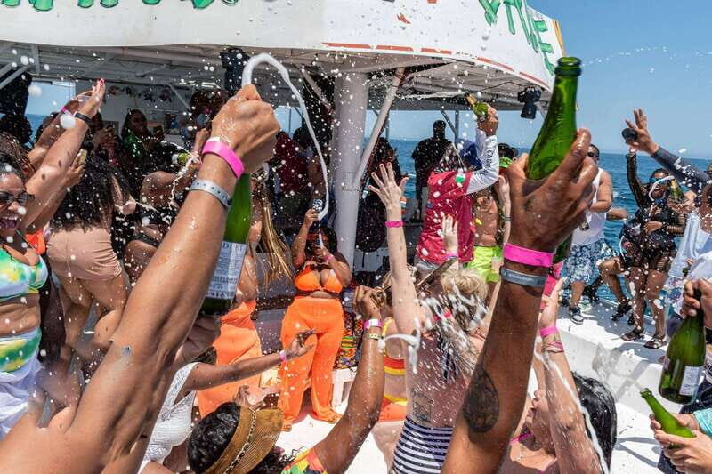 Cabo San Lucas: Hip Hop Boat Party with Unlimited Drinks - From Breathless area to Cabo Wave: your boarding plan