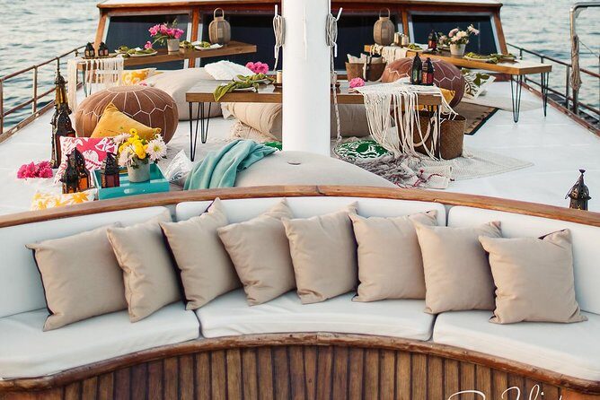Cabo San Lucas Luxury Sailing Yacht and Dinner with a Chef - Who this cruise fits best