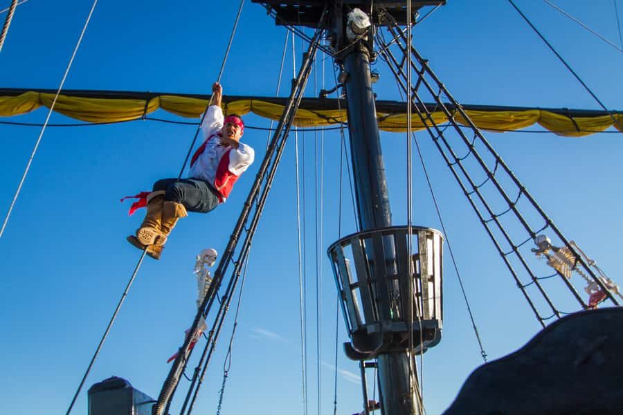 Cabo San Lucas: Pirate Cruise with Snorkel Treasure Hunt - Lunch, Open Bar, and the On-Way-Back Party Energy