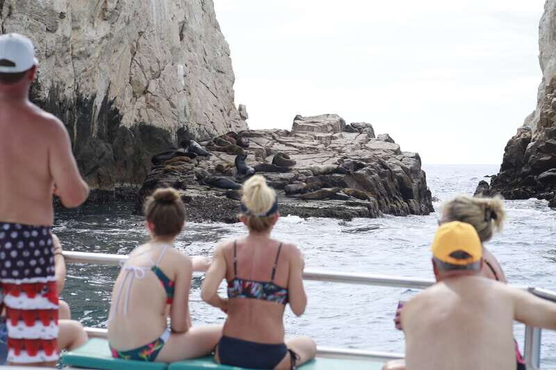 Cabo San Lucas Private Mini Catamaran Tour - FAQ