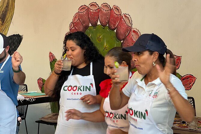 Cabo San Lucas Taco Fiesta: Cooking, Dancing and Mixology Class - A 6:00 pm Taco Fiesta at Mercabo Gourmet Street Food