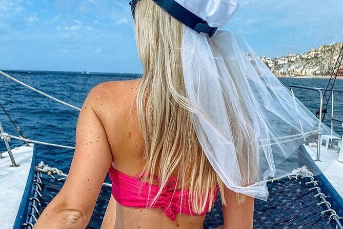 Cabo San Lucas Three Hour Private Boat Snorkeling Tour - Lunch and the open bar: the part that makes it feel like a real outing