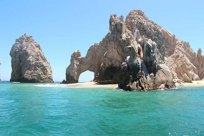Explore Los Cabos City Tour, Glass-Bottom Boat Ride, Lunch and Shopping! - The Two-Town Combo: Cabo San Lucas to San Jose del Cabo