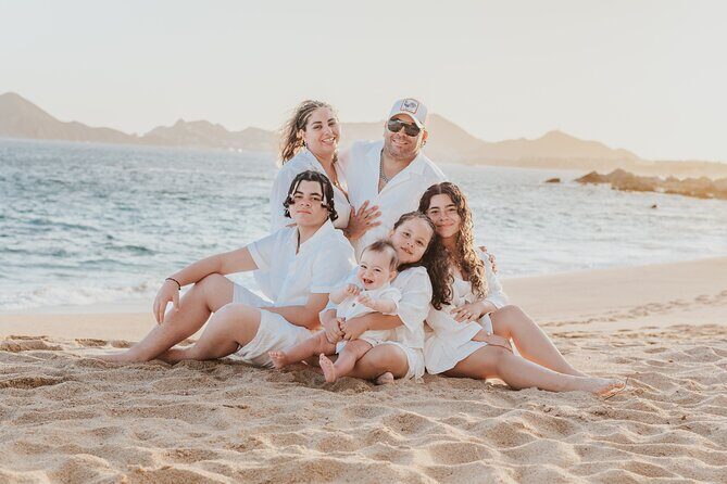 Family photo shoot on beach monuments - Price and Value for Up to 10 People in One Private Session