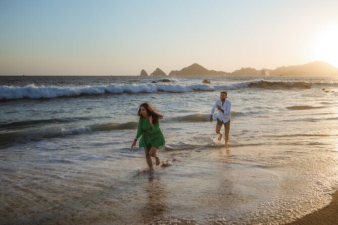 Farid Fotografia - Photo Session in Los Cabos - Price and Value: $388.55 for Up to 6 People