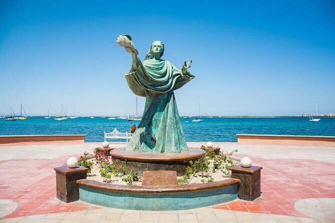Full-Day La Paz Private Tour from Los Cabos - Stop 1: La Paz in about an hour with free admission