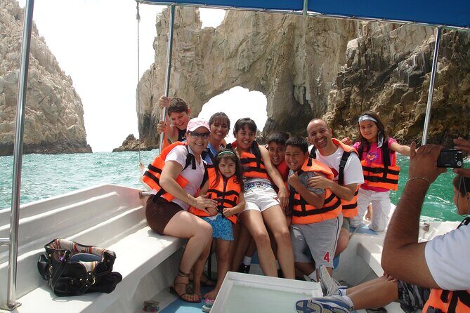 Glass Bottom Boat Ride to the Arch - A short trip to El Arco that still feels like a real outing
