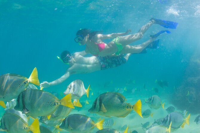 Glass Bottom Boat to the Arch and Lovers Beach: Optional Pickup - Pickup, meeting point, and how to avoid the “where am I supposed to be?” stress