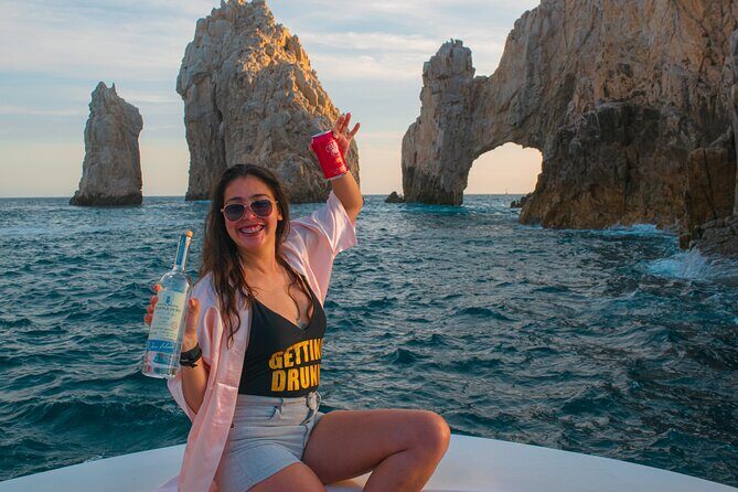 Glass-bottom boat tour to the Arch + beach time - Beach time: when it happens, and when it gets tricky