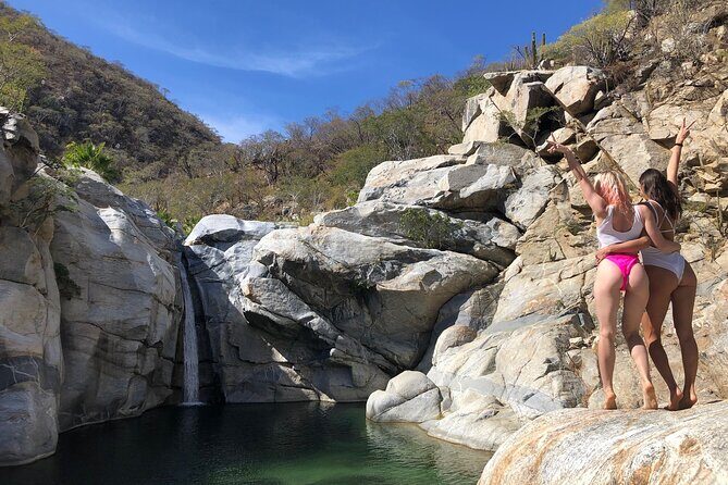 Hidden Waterfalls Hiking Adventure - Private Guide Time: Carlos, Max, and the Safety-First Approach