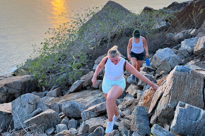 Hiking Todos Santos at Sunset - Todos Santos Town Stop: Quick Taste, Easy Photos, Real Terrain Ahead