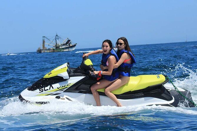 Jetski Ride Activity in El Medano Beach of Mexico - Price and value: $140 per group, then the real add-ons