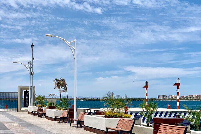La Paz Tour, Historical City, Beach, Colonial and Beautiful scenery on the way! - La Paz in Three Hours: Malecon, Shopping Time, and Nuestra Señora del Pilar