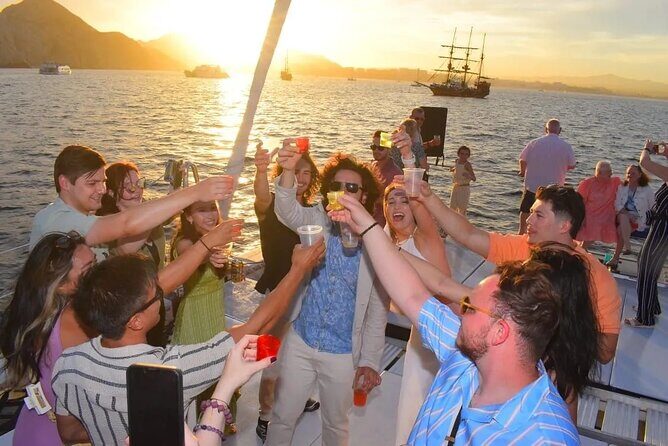 Los Cabos Catamaran Cruise with Open Bar & Light Snack - Photo stops that matter: Arch, Divorce Beach, and the Cabo coastline views