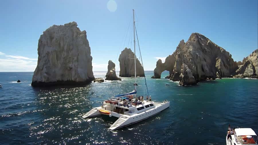 Los Cabos Catamaran: Iconic Sunset Cruise with Drinks & DJ - Key Highlights You’ll Care About