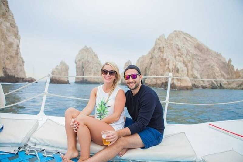 Los Cabos: Catamaran Whale Watching Cruise - Food, open bar, and comfort during a 4-hour day