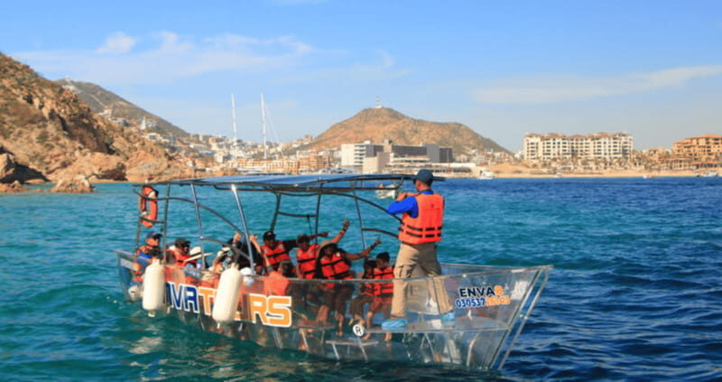 Los Cabos: Get to know the arch on the iconic transparent boat tour - Finding Envatours Cabo: quick meeting-point sanity check