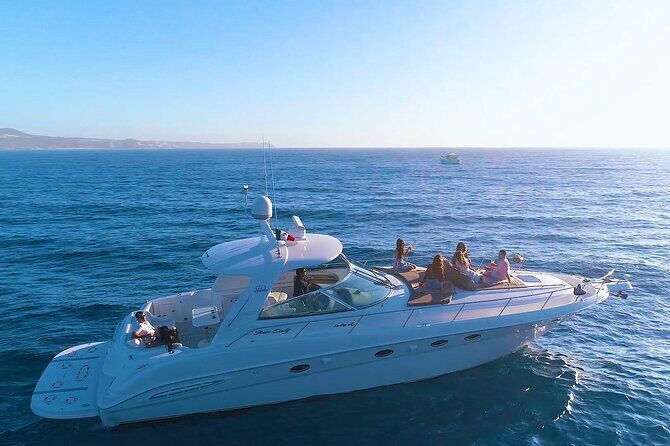 Los Cabos Luxury 50’ Yacht Charter Private Tour - Cabo Arch, Sea Lion Colony, and Lover’s Beach From the Water