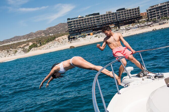 Los Cabos Luxury 50’ Yacht Charter Private Tour - Chileno Bay Swim and Snorkel: Marine Life Time
