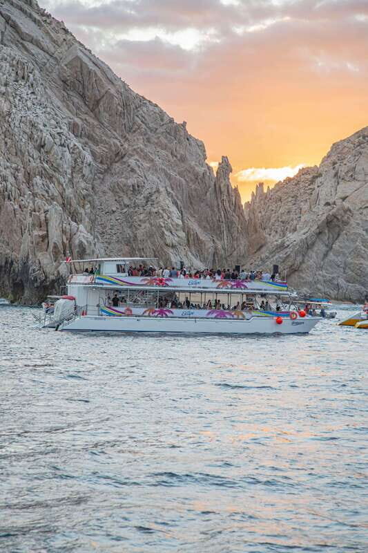 Los Cabos: Sunset Fajitas Dinner Cruise on Cabo Escape - Price and Extra Fees: The $5 Cash Add-On You Should Plan For