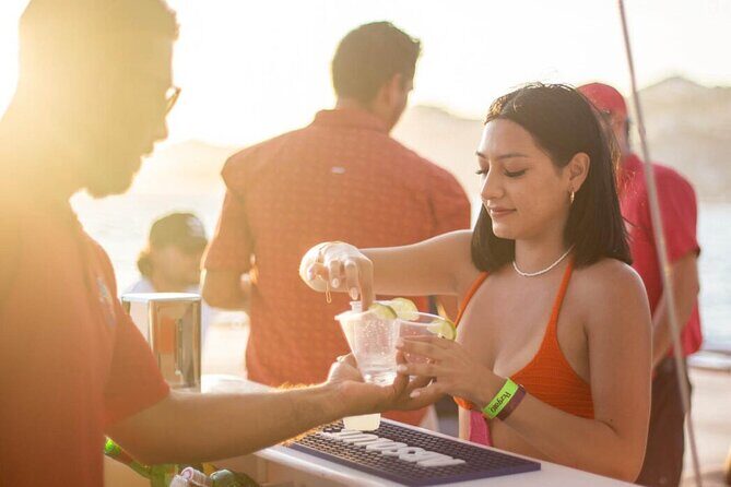 Los Cabos Sunset Party Cruise - Open Bar + Light Snacks: How to Plan Your Night