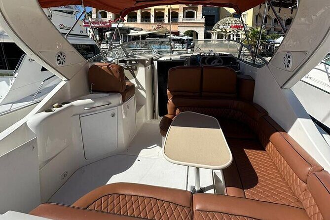 Luxury Experience on Private Yacht 34ft in Cabo - Stop 1: El Arco de Cabo San Lucas up close
