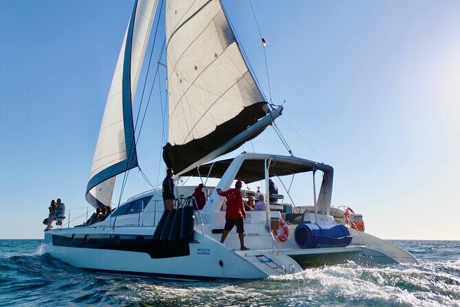 Luxury Sailing catamaran charter in Cabo San Lucas all inclusive - Crew service that feels personal (and it’s not just marketing)
