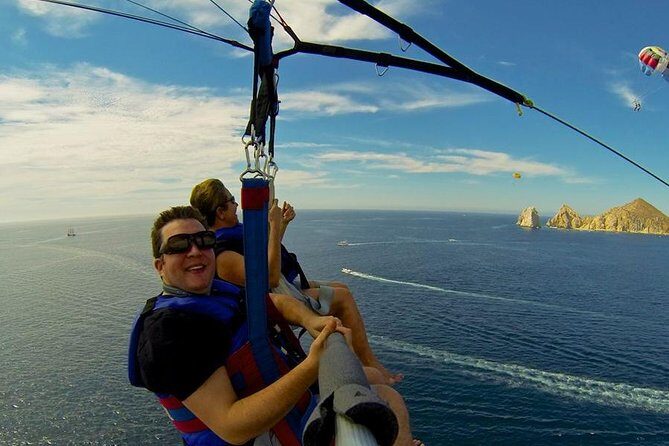 Parasailing Adventure in Los Cabos - Timing, Wind, and Why Your Slot Might Shift