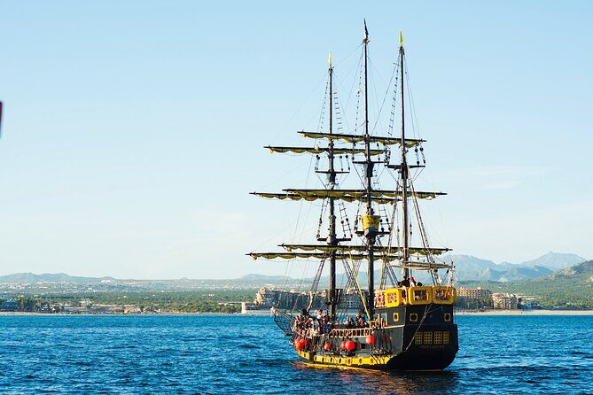 Pirate Ship Sunset Dinner and Show in Los Cabos - Stop 1 at the Arch of Cabo: Sunset Cruise With Pirate Chaos