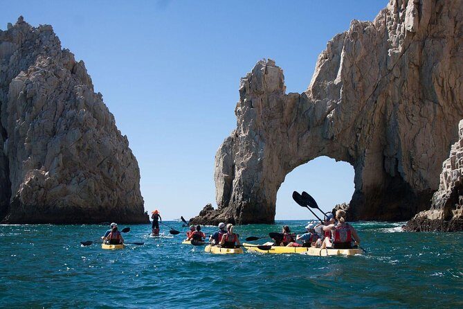 Private Los Cabos Arch & Playa del Amor tour by Glass bottom kayak - Playa del Amor and Divorce Beach: scenic stops with a storybook mood