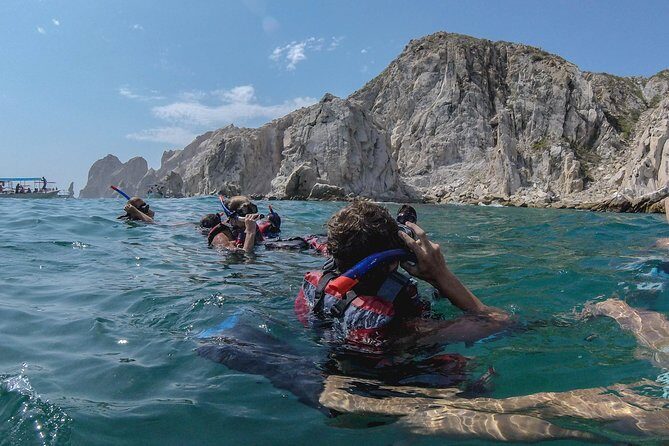Private Los Cabos snorkeling tour to Chileno bay and Santa Maria cove - Timing and Pickup: Port Days and Tourist-Zone Door Access